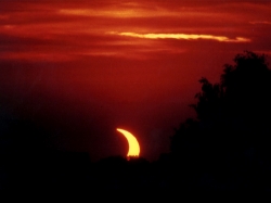 31. Mai 2003: partielle Sonnenfinsternis