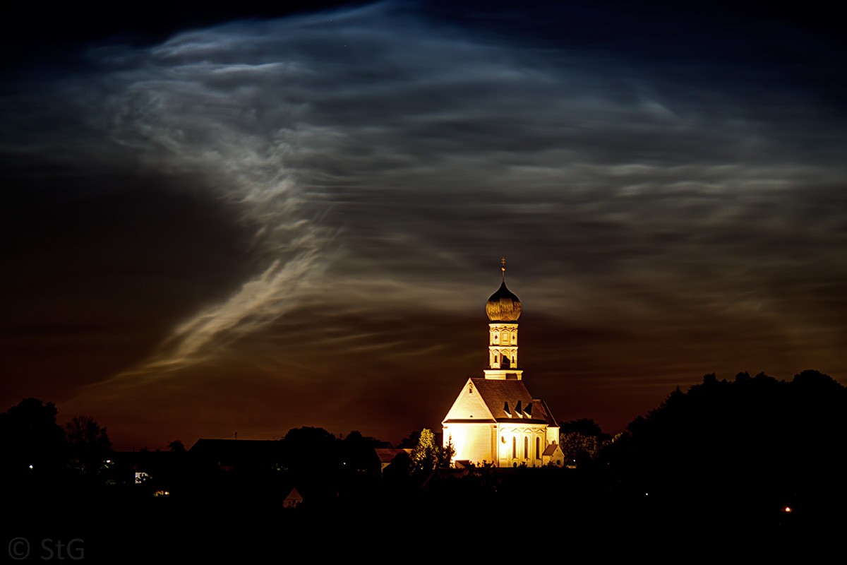4. Juli 2014: Leuchtende Nachtwolken über Kaufering