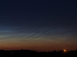 10. Juli 2015: Nachtleuchtende Wolken von Leeder