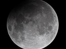 25. April 2013: partielle Mondfinsternis
