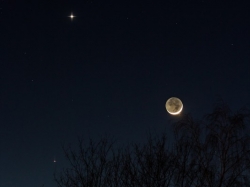 20.02.2015 Konjunktion von Mars, Venus und Mond