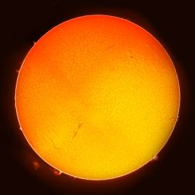 12. Februar 2012 Gesamt-Sonne H-Alpha