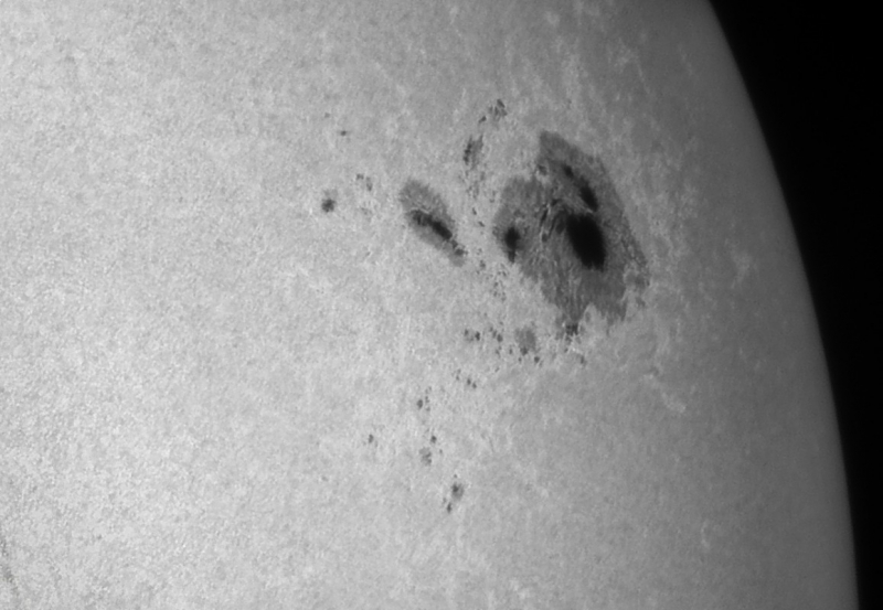 19. Oktober 2014: Weißlicht: AR12192